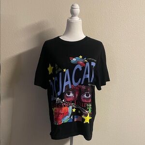 Doja Cat Scarlet Tour USA Graphic Tee Medium – Official Amazon Music Merch